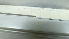 Right threshold Toyota Sienna 21-25 white, scratches