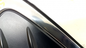 Plug triangle wing front left Toyota Sienna 21-25 with chrome molding, scratches