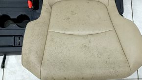 Rear row of seats 2nd row left Toyota Sienna 23-25 without Airbag, beige leather for 7 seats rusty at the bottom, dry cleaning, scratches on the lining
