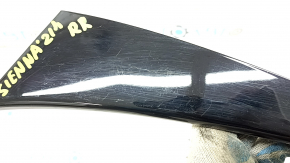 Rear bumper trim right Toyota Sienna 21-25 black gloss, scratches