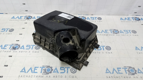 Upper air filter housing cover Toyota Camry v55 15-17 2.5 usa without flow meter, broken fastener, def edge