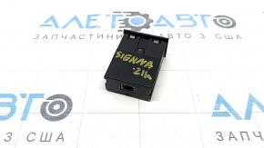 USB Hub Toyota Sienna 21-25 3 row