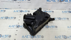 Lower air filter housing cover Toyota Camry v55 15-17 2.5 usa, crack, broken edge