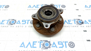 Front left hub Toyota Sienna 21-25