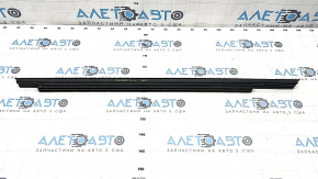 Glass seal inside rear right door Toyota Sienna 21-25