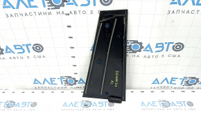 Door trim side rear left Toyota Sienna 21-25 rear