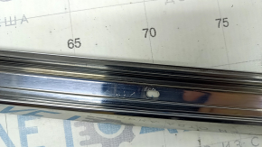 Upper rear left door molding Toyota Sienna 21-24 chrome, scratches