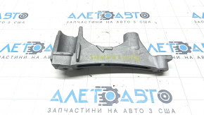 Engine mount bracket right Toyota Sienna 21-25