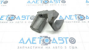Fuel Rail Bracket Toyota Sienna 23-25
