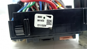 Underhood fuse box Toyota Sienna 21-25