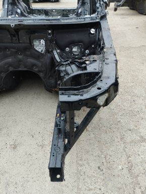 Quarter front left BMW X5 G05 19-23 on the body, black