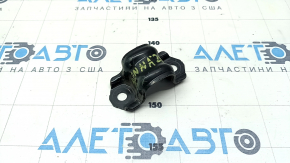 Rear stabilizer mounting bracket left Toyota Sienna 21-25 upper
