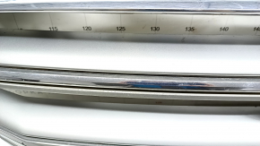 Radiator grill grill Ford Escape MK3 17-19 rest gray with chrome with emblem, sand, broken mount
