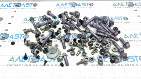 Rear suspension hardware Toyota Sienna 21-25 incomplete
