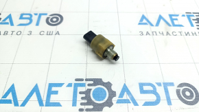 Volvo XC90 16-23 Engine Oil Pressure Sensor