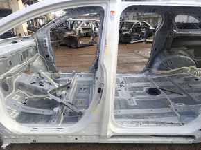Body pillar center left Toyota Sienna 21-24