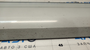Door trim lower front right Audi Q7 16-19 scratches, bumps