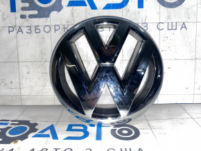 VW Jetta 11-14 USA AND Grille Emblem