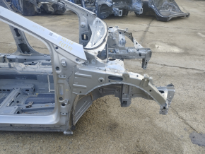 Front right quarter Chevrolet Volt 16- on the body, silver