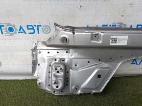 Rear panel Lexus RX300 RX330 RX350 RX400 04-09 on the body, silver