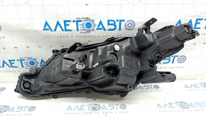 Headlight front right complete Toyota Camry v70 18-20 halogen + LED, contact with water