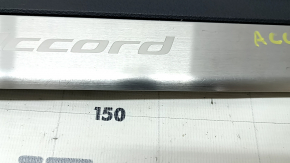 Door sill trim front right outer Honda Accord 13-17 black with chrome, scratches, bump