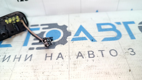Radio control buttons right on the steering wheel Fiat 500L 14