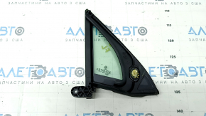 Glass door triangle front left VW Tiguan 18-24 broken fastening
