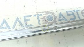 Upper door molding front left Toyota Sienna 21-24 chrome, scratches, dented