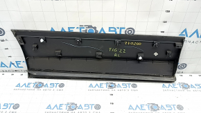 Door trim lower rear left VW Tiguan 18-24 structure, scratches