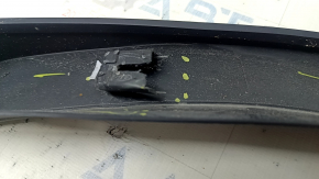 Rear right wing arch trim VW Tiguan 22-24 structure, broken fasteners