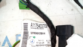 Glass of the front left door Mercedes CLA 14-19