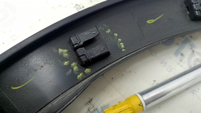 Rear right wing arch trim VW Tiguan 22-24 structure, broken fasteners