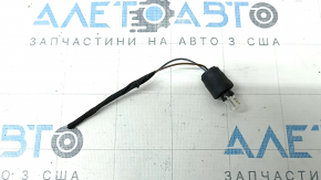 Turn signal chip in the bumper left VW Tiguan 18-24 with a bulb
