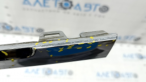 Rear bumper molding right VW Tiguan 18-24 chrome, cracks, scratches
