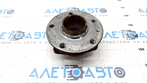 Rear right hub VW Tiguan 22-24 FWD