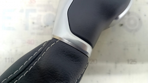 Gear knob VW Tiguan 18-24 leather black, scratches, bumps