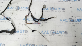 Glass of the rear right door Subaru Outback 16-17
