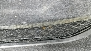 Left arch trim BMW 5 F10 11-16 black, needs cleaning, worn
