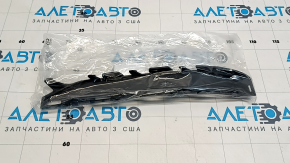 Front bumper plug right Audi Q7 16-19