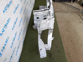 Front left quarter Toyota Sienna 21-24