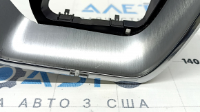 Front panel trim right Volvo XC60 18-23 aluminum with chrome, broken fasteners, scratches, corrosion