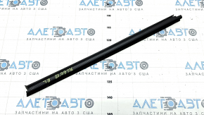 Rear left inner glass seal Volvo XC60 18-23