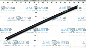 Glass seal inner front left Volvo XC60 18-23