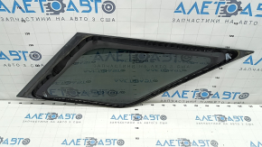 Window blind glass rear left Ford Explorer 20-23 tinted, scratches on glass
