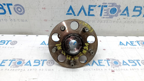Rear left hub Toyota Venza 21-24 AWD rusty