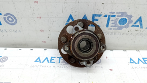 Rear left hub Toyota Venza 21-24 AWD rusty