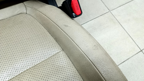 Passenger seat Mitsubishi Outlander 16-18 rest, with airbag, mechanical, beige leather, cracks in leather, for cleaning