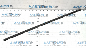 Door seal front left Volvo XC60 18-23 lower