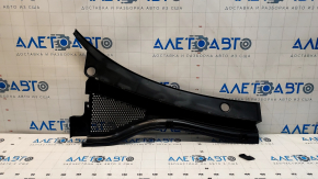Windscreen wiper grille plastic left VW Tiguan 18-24 broken corner